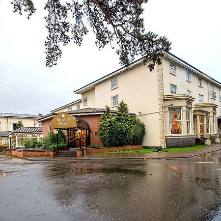 The Regency Hotel Солихъл Екстериор снимка